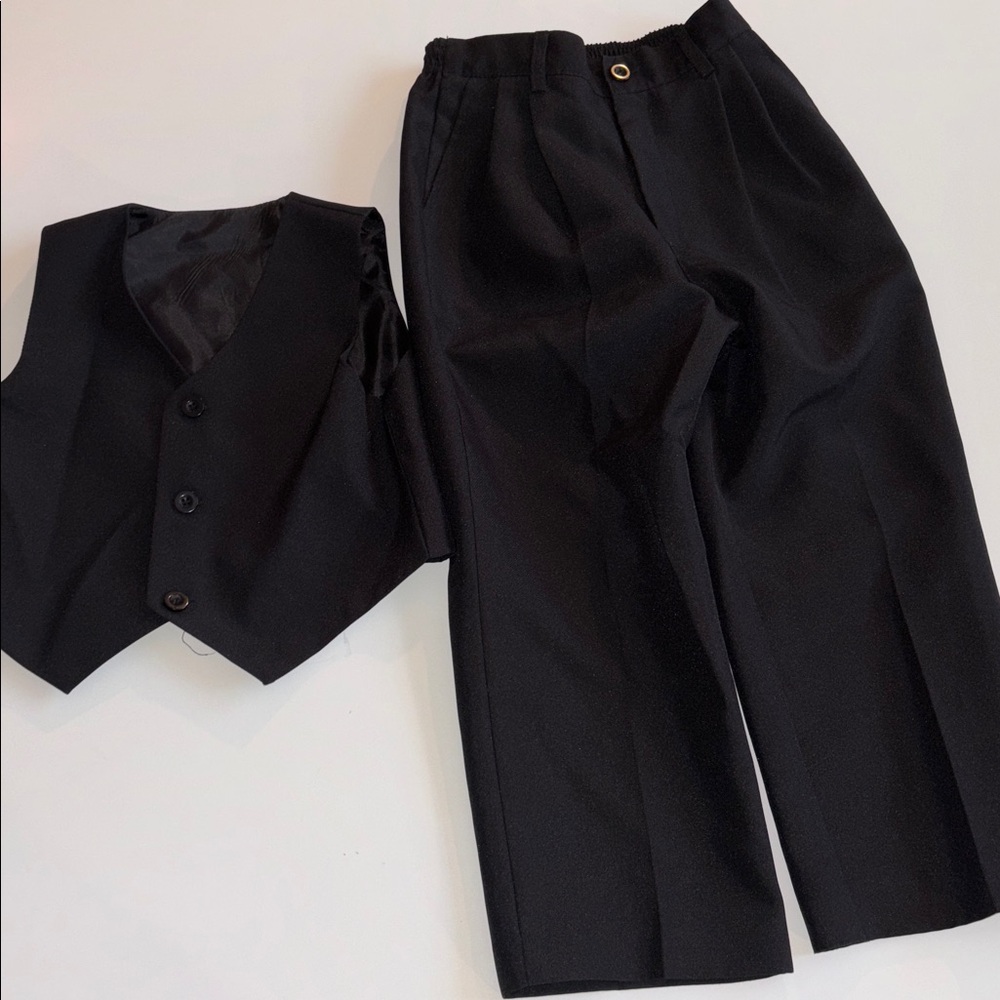 Boys Black Vest and Pants Set Size 5 Ring bearer suit Black vest and tie pants